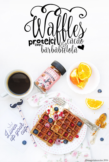 Waffles proteici con barbabietola e cacao | Protein cocoa & beetroot waffles