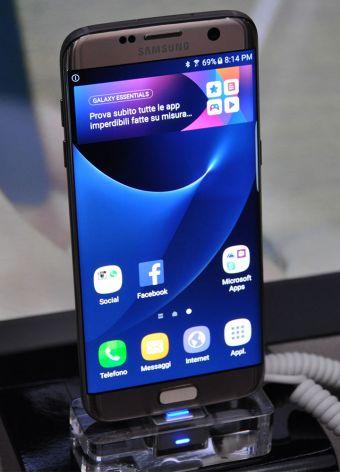 Samsung rivela i dettagli dei sensori fotografici di S7 ed S7 Edge