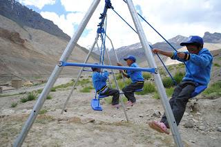 CAVA MANARA (pv). Una serata a teatro per conoscere il Ladakh con l'associazione Amici di Photoksar.