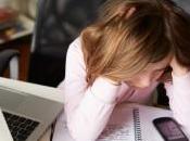 Allarme cyberbullismo nelle scuole: sexting all’adescamento online