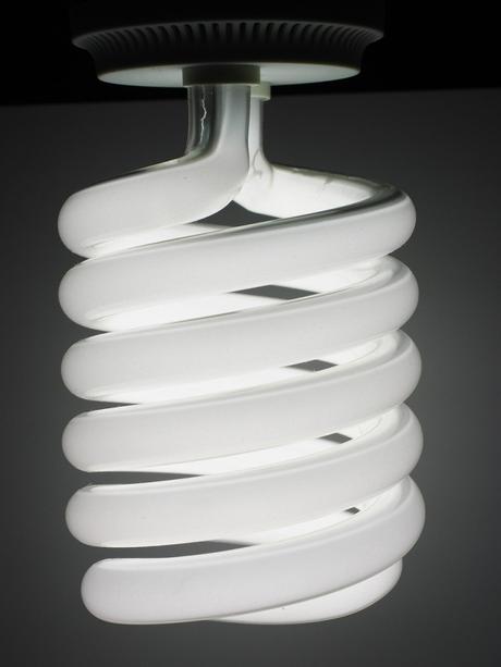 energiesparlampe-795769_1280