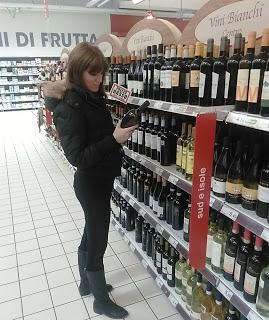 Vini al supermercato, crescono le vendite nella Gdo italiana: Nero d'Avola, Vermentino e Trebbiano al top