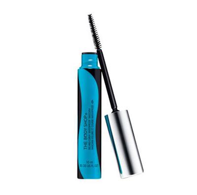 mascara big & curvy waterproof the body shop 2