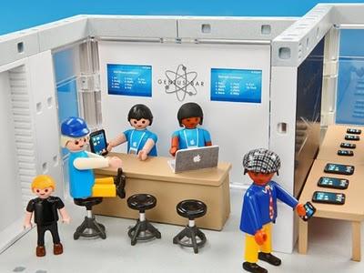 Nasce per tutti gli appassionati Apple gli Mini-Apple Store realizzati da PlayMobil (Video)