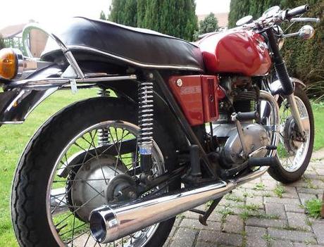 BSA A65 Lightning vendesi