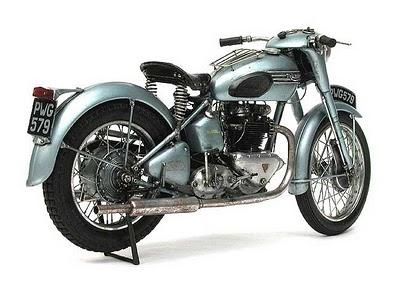 Triumph 6T Thunderbird by Kim's House Garage