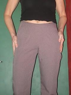 Pantaloni!!!! (handmade, of course) / Pantalon (une première, bien sur)