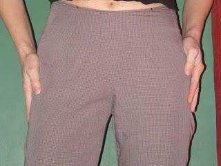 Pantaloni!!!! (handmade, of course) / Pantalon (une première, bien sur)