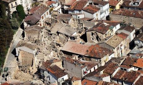 2 anni dopo: L’Aquila è ancora a terra