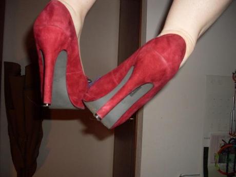 Shoeroom #23 Cinti platform heels in ruby red