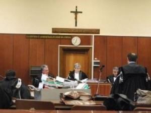 La Corte Costituzionale del Perù a favore del crocifisso e della Bibbia nei tribunali