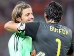 Juve: Buffon nuovo schiena!