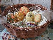 Lavoretti Pasqua: decorare uova cereali legumi