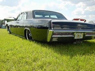 Lincoln Continental Lowrider