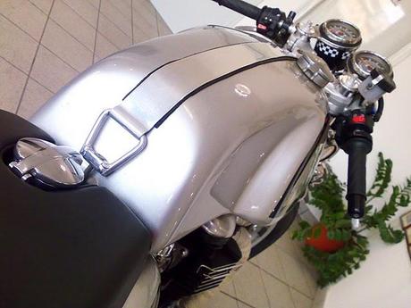 Le Fatteincasa : Thruxton Emilio Montevidoni