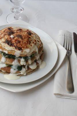 Millefoglie di blinis al grano saraceno e farina di kamut