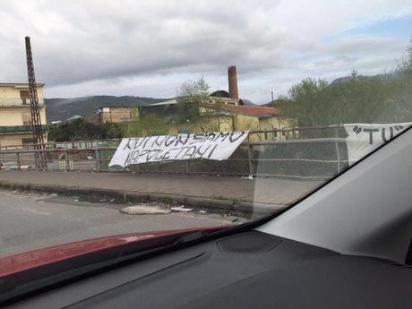 Striscione contro Napoli