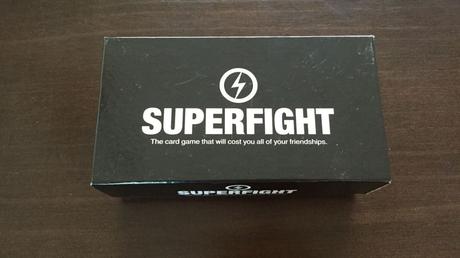 Il gioco di carte Superfight arriva su Steam