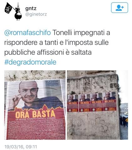 Le affissioni abusive fake di Roma fa Schifo. Città coperta dimanifesti deliranti per infangare il blog