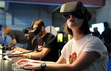 Oculus Rift: Mark Zuckerberg rivela che sono pronti 30 giochi