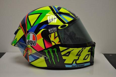 Agv PistaGP Valentino Rossi 2016 by Drudi Performance - painted by DiD Design