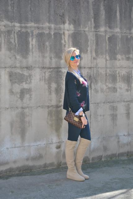 outfit blu come abbinare il blu abbinamenti blu blue outfit how to wear blue how to combine blu outfit primaverili spring outfit outfit marzo 2016 march outfit mariafelicia magno fashion blogger color block by felym fashion blogger italiane fashion blog italiani fashion blogger milano blogger italiane blogger italiane di moda blog di moda italiani ragazze bionde blonde hair blondie blonde girl fashion bloggers italy italian fashion bloggers influencer italiane italian influencer