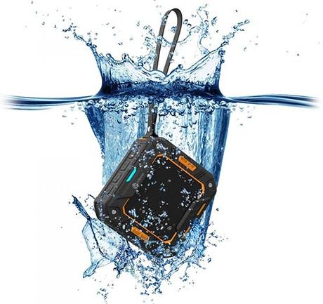 Speaker Bluetooth iClever resistente ad acqua e polvere