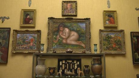 View-of-Renoir-wall-with-ornaments_property-of-EXHIBITION-ON-SCREEN