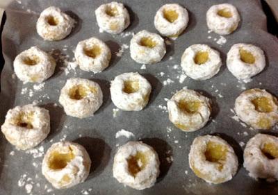 Biscottini al cocco e confettura