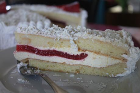 Bavarese al cioccolato bianco e Gelèe di fragole IMG_2413.JPG