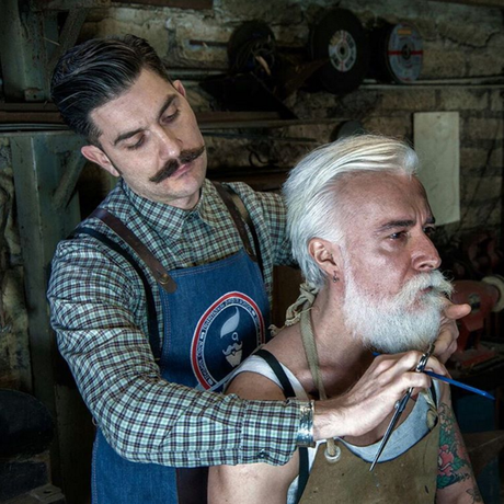 GUIDA PRATICA AL GROOMING GUIDA PRATICA AL GROOMING
