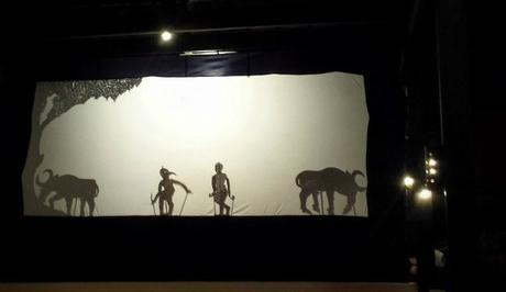 Tre giorni a Siem Reap Il teatro d'ombre