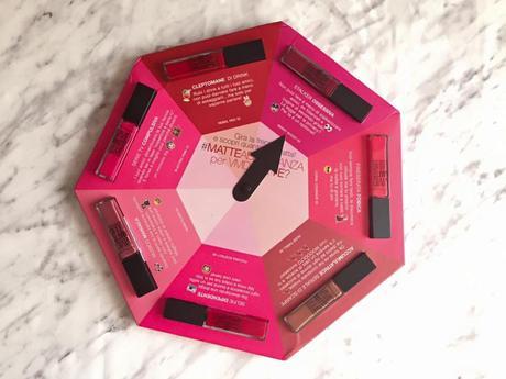 Scopri quanto sei matta con Maybelline! Scopri quanto sei matta con Maybelline!