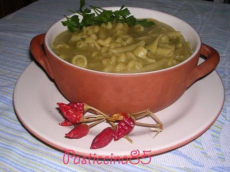 Pasta e ceci con peperoncino