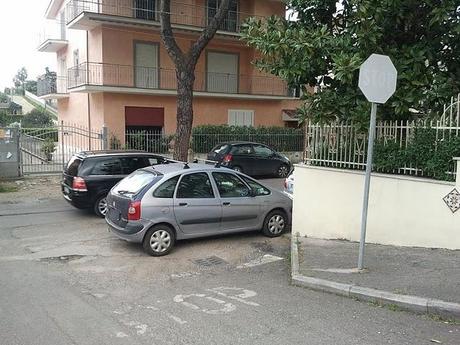 Parcheggio sullo STOP!