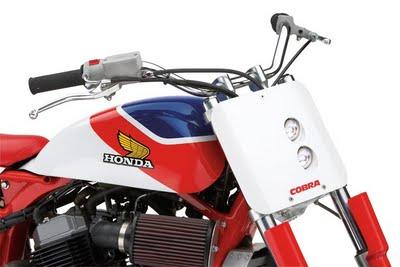 Honda RS 750 Tracker by Cobra