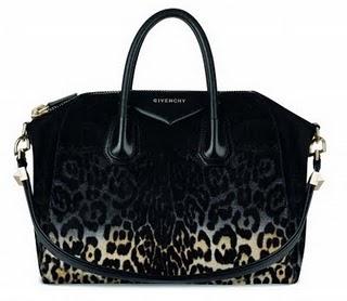 ANTIGONA / GIVENCHY BY RICCARDO TISCI