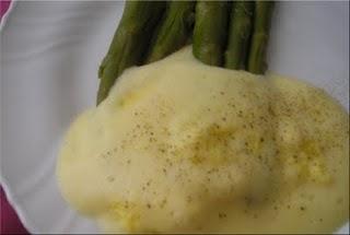 Asparagi con zabaione salato