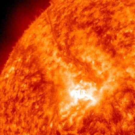 SDO: Il Sole analizzato istante per istante