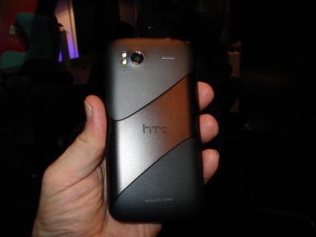 207553 213479441998390 120870567925945 858368 5840821 n HTC Sensation: prime impressioni di YourLifeUpdated [Foto e Video]