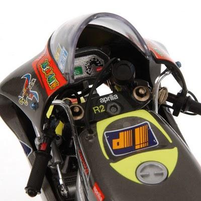 Aprilia RSW 250 V.Rossi 1999 by Minichamps