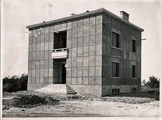 Una costruzione a misura d'uomo, anzi di parroco.