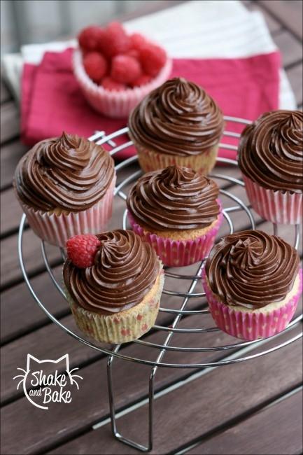 Angels Cupcakes and chocolate buttercream