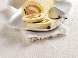 Rotolo di pasta biscotto con crema al caffè