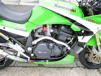 Kawasaki GPZ 1100 by Auto Magic