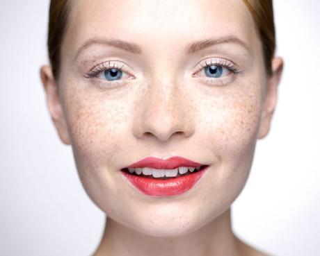 6 TIPS PER CONVIVERE CON UNA PELLE SENSIBILE pelle-sensibile