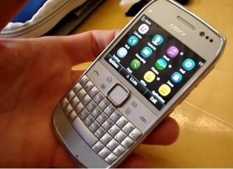 [Video] Nokia E6 nei dettagli