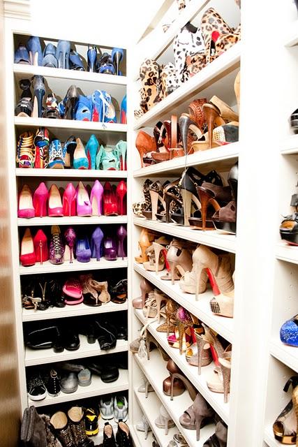 KHLOE KARDASHIAN / SHOE CLOSET / LOUBOUTIN / DREAM !