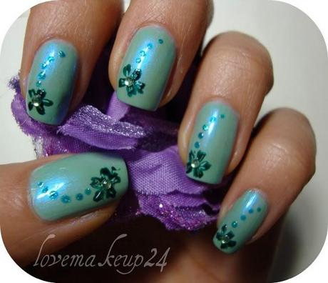 Nail Art Primaverile sui toni del verde!