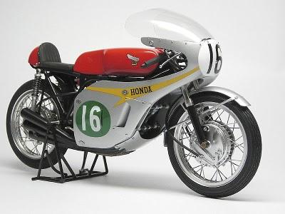 Honda RC 166 by Max Moto Modeling